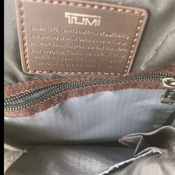 Fashion Men's Tumi Black Belt Bag